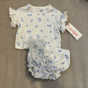 Cat & Jack Blue Floral Baby Outfit